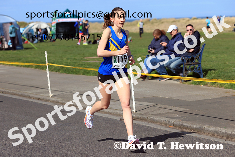 Senior womens Northern 6 Stage Road Relay, 2025 Northern 12 and 6 Stage Road Relays and Junior 5k, Redcar. Photo: David T. Hewitson/Sports for All Pics